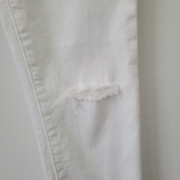 Madewell 9" High-Rise Skinny Crop Jeans in Pure White  Knee-Rip Edition Size 27 - Picture 7 of 16